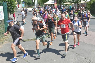 Wie im vergangenen Jahr ist beim Fassathlon Start und Ziel am Johannisbad.