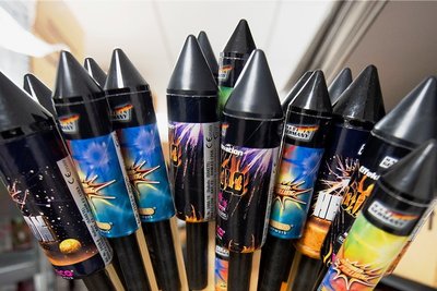 Feuerwerk aus Freiberg hat sich immer gut verkauft. Doch zum Jahreswechsel 2020/21 fiel das Geschäft ins Wasser. Schuld waren die Coronaregeln. 
