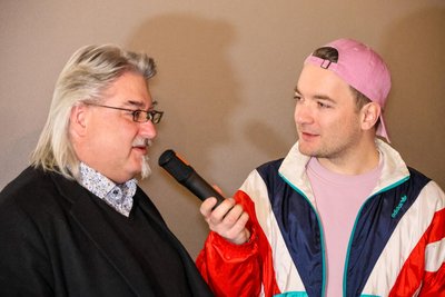Festivalleiter Michael Harbauer erzählt im Gespräch mit Moderator Tim Gernitz von seiner Reise nach New York.