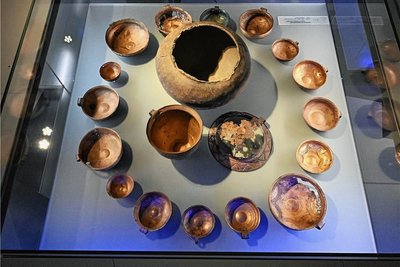 Das Bronzegeschirr, ausgegraben in Dresden-Dobritz, gehört zu den schon im Internet zu betrachtenden Objekten des Museums. 