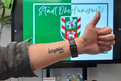 Thomas Hetzel hat sich den Slogan „Lungscher Liebe“ sogar auch den Unterarm tätowieren lassen.