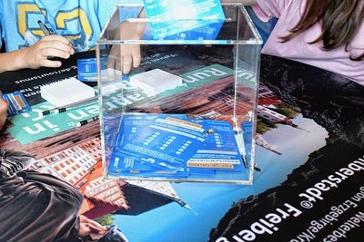 Im Pop-up-Welterbebesucherzentrum an der Burgstraße in Freiberg informierten sich im Sommer zahlreiche Besucher. Archivfoto: Eckardt Mildner