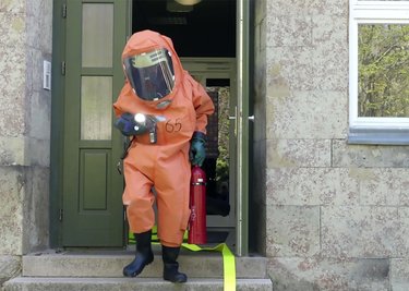 Die Feuerwehr arbeitete unter Vollschutz.