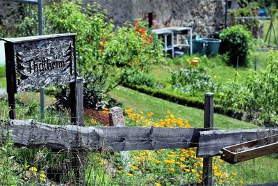 Der Garten befindet sich am Haus. Foto: Andrea Funke
