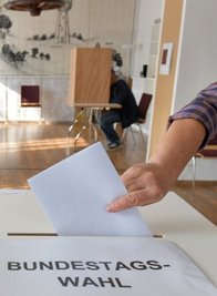 Die Parteien beraten nun, was das Ergebnis der Bundestagswahl für die Politik in Mittelsachsen bedeuten kann. 