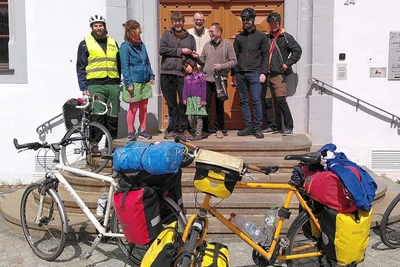 Dieses Bild entstand vor dem Start der Fair-Trade-Tour am Freitag am Freiberger Rathaus.