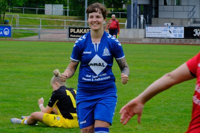 Nicole Döring von der SG Jößnitz ist die beste vogtländische Torjägerin. Mit 41 Treffern wurde sie in dieser Tabelle Zweite.