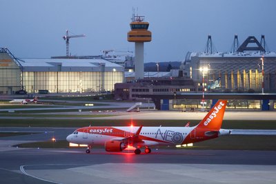Britische Billigairline Easyjet: Der US-Investor Castlelake denkt über eine Übernahme nach