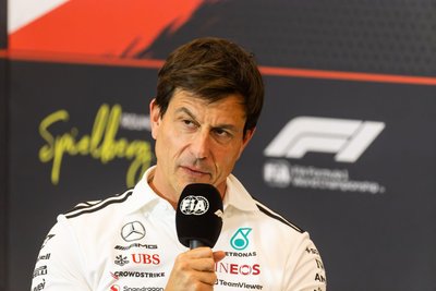 Toto Wolff steht einer V8-Rückkehr offen gegenüber. (Archivbild)