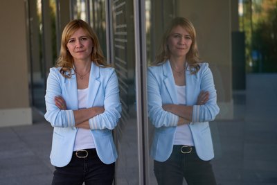 SPD-Landtagsabgeordnete Juliane Pfeil ist bei einer Gesprächsrunde in Plauen dabei.