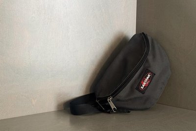 Die kaputte Bauchtasche: Sie hat mir in der Vergangenheit gute Dienste erwiesen.