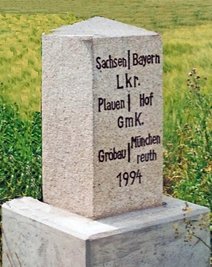 Der Drei-Freistaaten-Stein. 