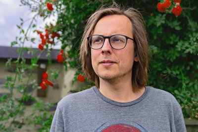Stefan Petermann ist in Werdau aufgewachsen. Heute lebt der Autor mit seiner Familie in Weimar. Erinnerungen an seine Heimatstadt spiegeln sich in seinen Erzählungen wider.