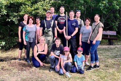 Mitglieder des Heimatfördervereins Oelsnitz beim Arbeitseinsatz.