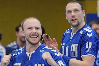 Sowohl Rechtsaußen Maximilian Lux (l.) als auch Linksaußen Kevin Roch verlassen den EHV Aue nach Ende dieser Saison. Bis dahin ordnen beide Stammspieler der Mission Wiederaufstieg alles unter. 