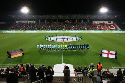 14. November 2017: Vorm U-20-Länderspiel zwischen Deutschland und England im Stadion Zwickau.