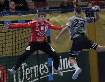 Aues Eigengewächs Pascal Bochmann trug im Heimspiel gegen den HV Werder dank einer starken Leistung einen großen Teil zum letztlich klaren 31:22-Erfolg des EHV bei. 
