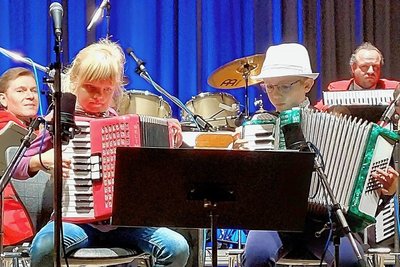 Frederike Schubert und Max Röhlig als Nachwuchs-Duo.