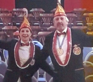 Moderierten im leeren Tivoli: Anna Engel und Achim Bressler.