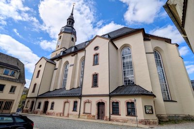 Seit 2021 sind die evangelisch-lutherischen Kirchgemeinden Börnichen, Dittersdorf, Dittmannsdorf, Gornau, Grünhainichen, Krumhermersdorf, Waldkirchen, Weißbach, Witzschdorf und Zschopau – im Bild die St. Martinskirche – in einem Kirchspiel verbunden.
