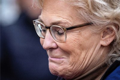 Am Ende wohl doch zu viel Kritik: Verteidigungsministerin Christine Lambrecht tritt zurück. 