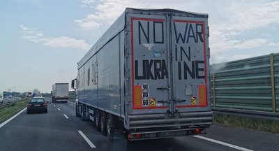 Gen Osten: Zwickaus Ex-Ordnungsamtsleiter Karl-Ernst Müller hat erneut einen Hilfstransport in die Zwickauer Partnerstadt Volodymyr im Westen der Ukraine organisiert. Auf dem Weg gab es eindeutige Botschaften. 