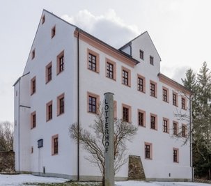 Nach längerer coronabedingter Pause soll am 20. März wieder kulturelles Leben in den Lotterhof in Geyer einziehen. 