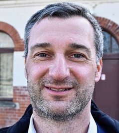 Rico Schmidt - SPD-Kreisrat und Adorfer Bürgermeister: Ihm fiel ein Rechenfehler auf.