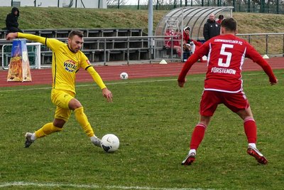 Motor-Angreifer Dmytro Ponomarenko sorgte nach seiner Einwechslung in der 68. Minute für ordentlich Wirbel in der Marienberger Offensive. Sein gefährlichster Versuch, ein Schlenzer aus halblinker Position, verfehlte das Ludwigsfelder Tor nur um wenige Zentimeter.