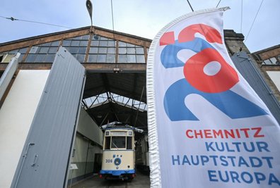 Aktuell befinden sich in dem ehemaligen Straßenbahndepot das Straßenbahnmuseum und das Uhrenmuseum.
