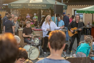 Mercedes Paulus & Band unterhielten die Gäste am Abend.