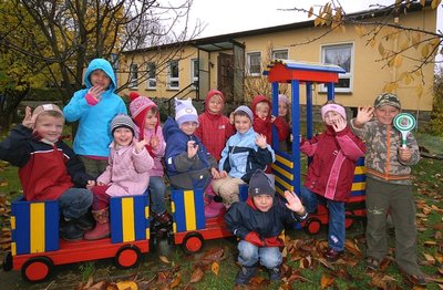 Sie erwarten Zuwachs: Die Kinder der Börnichener Kindertagesstätte "Wunderland" dürften ihr Haus bald mit weiteren Krippenkindern teilen. 