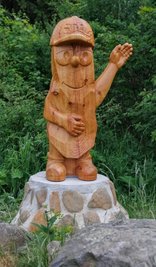 Zum Jubiläum wurde Basaldi kreiert. Eigentlich ein Maskottchen, aber hier aus Holz.