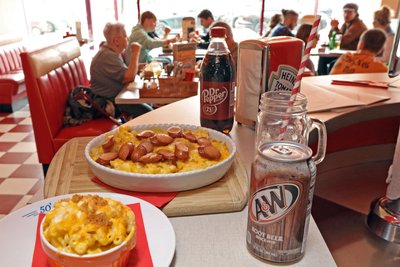 Mac‘n‘Cheese, wie es sie im Zwickauer „50‘s Ville Diner“ gibt, sind typisch für New York.