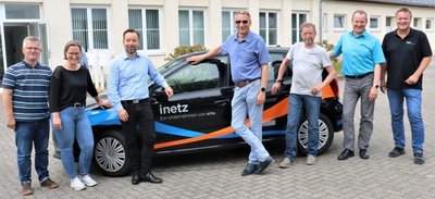 Flöhas Oberbürgermeister Volker Holuscha (Mitte) war zu Besuch bei derInetz-Betriebsstelle Flöha. Mit dabei waren auch Bauamtsleiter Andre Stefan, Kämmerin Janet Pentke, Karsten Leonhardt von Eins-Energie, Stadtrat Hans-Jürgen Kühn, Inetz-Geschäftsführer Jörg Scheibe und Inetz-Betriebsstellenleiter Uwe Wiesner (v. l.). 
