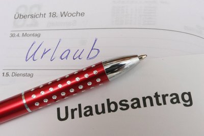 Wer im kommenden Jahr ein paar Brückentage clever einsetzt, kann deutlich länger Urlaub machen. In Sachsen lohnt sich dabei auch ein Blick auf die Woche rund um den Buß und Bettag.