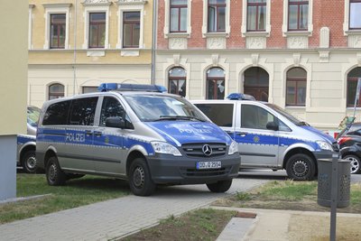 Mehrere Polizeifahrzeuge wurden zum Sonnenberg alarmiert.