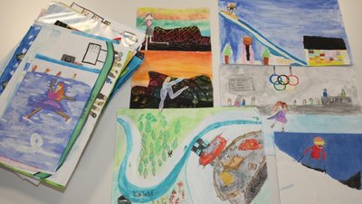 Der Großteil der vorgelegten Werke des Mal- und Zeichenwettbewerbs anlässlich der Olympischen Winterspiele von Peking stammt aus Grundschulen und Kindertagesstätten.