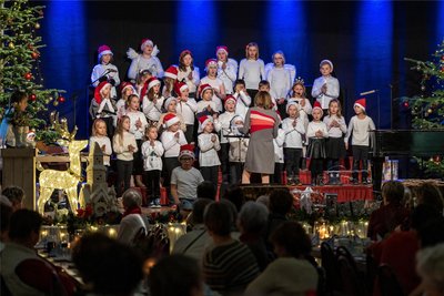 Lange eine Tradition zur Seniorenweihnachtsfeier: der Chorauftritt der Grundschule. Hier ein Foto von 2022.