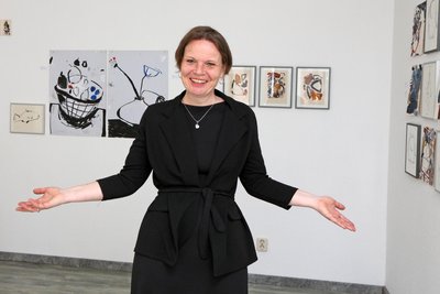 Kunst ist ihr Leben: Mit ihrer „Galerie C“ an der Silberstraße in Crimmitschau will Susanne Munz Künstlern Raum für Ausstellungen geben. Bereits im Hunsrück führte sie eine Galerie.