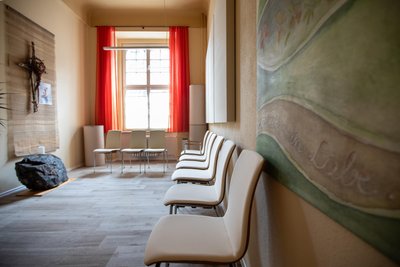Der neue Raum der Stille im Plauener Rathaus ist im April eingeweiht worden.