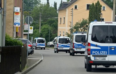 Am frühen Morgen des 7. Juni vergangenen Jahres schlug die Polizei in Bräunsdorf zu. 