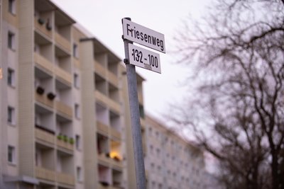 Mehrere Bewohner des Friesenwegs in Plauen haben ihre Kündigungen erhalten.
