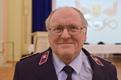 Hans-Joachim Hammerschmidt wurde für 60 Jahre Mitgliedschaft mit dem Ehrenkreuz des Landesfeuerwehrverbandes Sachsen ausgezeichnet.