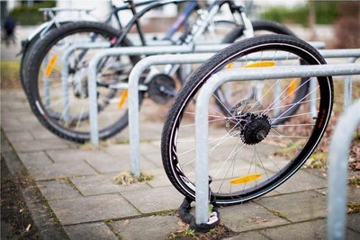 Da ist es schon wieder passiert: 2022 sind in Deutschland rund 140.000 versicherte Fahrräder gestohlen worden. 