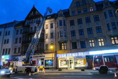 Gegen 18 Uhr wurde die Feuerwehr aus Aue zum Altmarkt gerufen.