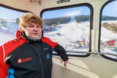 Mike Hänel,  Maschinenführer der Schwebebahn