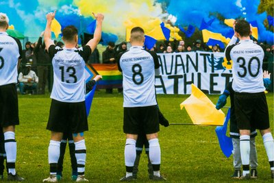 Die Fußballer von Athletic Sonnenberg hoffen am Samstag auf viele Fans bei ihrem Heimspiel im Europapokal.