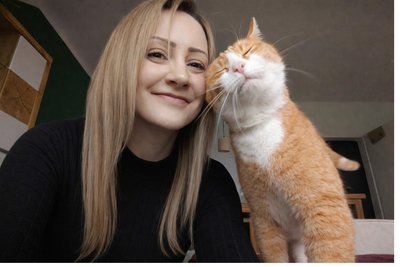 Bei Sarah Gruß und ihrer Familie hat Kater Balou ein neues Zuhause gefunden.