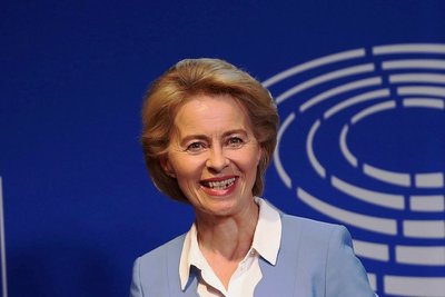  Ursula von der Leyen tritt am Mittwoch zurück.